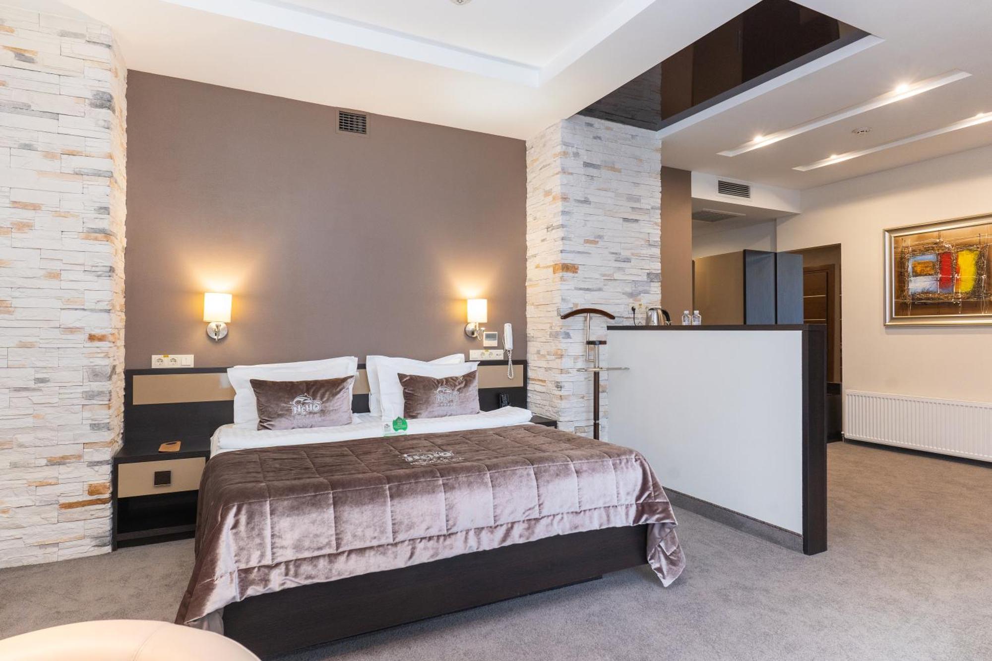 Nemo Hotel Resort & Spa Одеса Стая снимка Suite